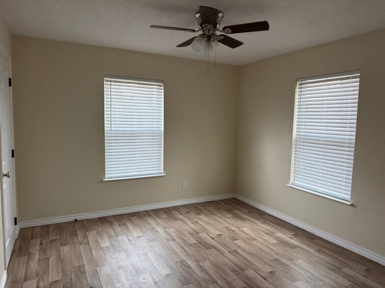 Building Photo - 625 S Archie St