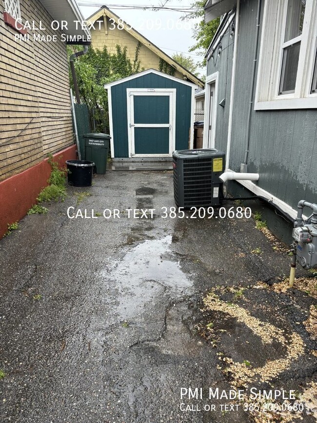Building Photo - 526 Hawthorne Ave S