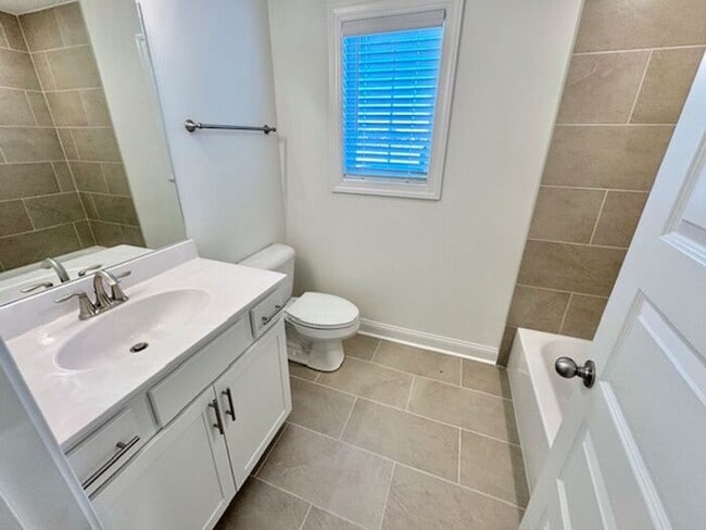 Building Photo - Move In Special! Now Leasing a Brand New 5-Bedroom 3 Bath Home. Available Now!