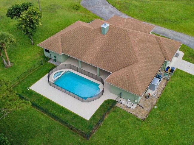 Building Photo - 6651 Seminole Pratt Whitney Rd