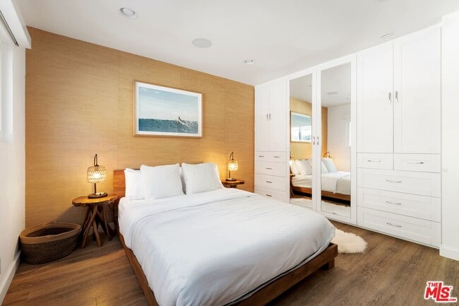 Building Photo - 20638 Pacific Coast Hwy