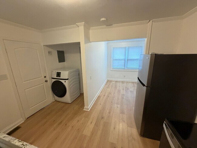 Building Photo - Updated 3 bedroom home with large front porch