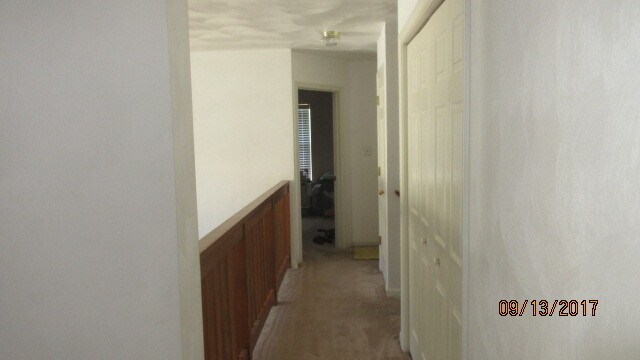 Building Photo - 213 Belmont Cir