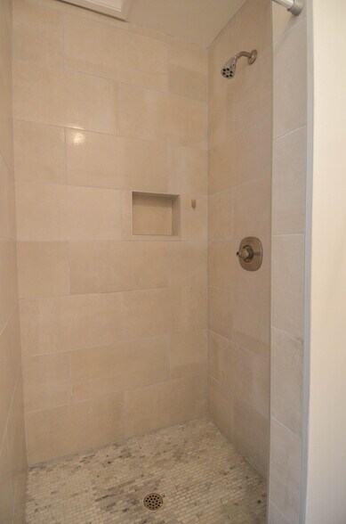Building Photo - 3246 Barham Blvd