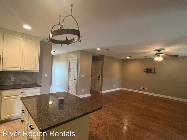 Building Photo - 5 br, 3 bath House - 430 Stone Park Boulevard