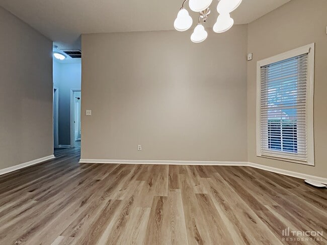 Building Photo - 3282 Newtons Crest Cir