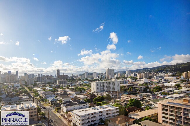 Building Photo - 747 Wiliwili St