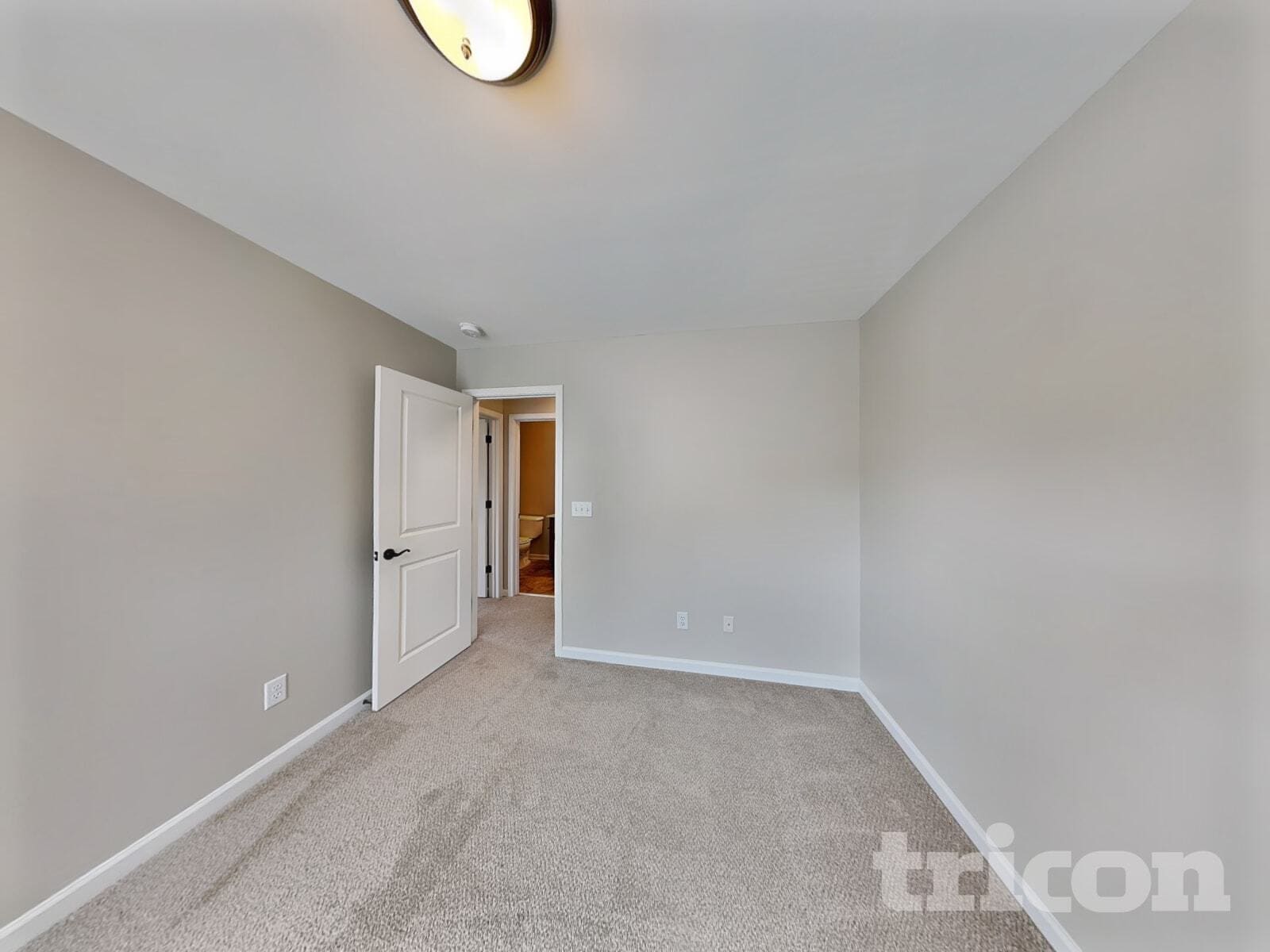 Building Photo - 651 Braekel Way