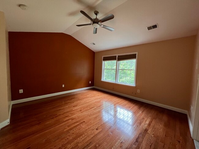 Building Photo - 9910 Cyrandall Pl