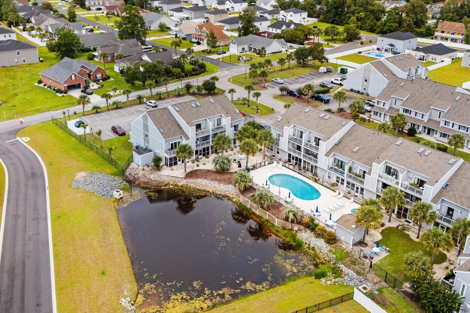 Building Photo - 1890 Colony Dr