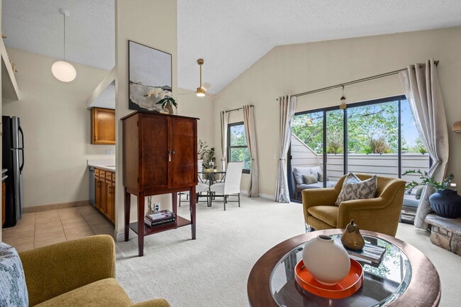 Building Photo - 4233 S Richfield Way