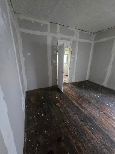Building Photo - 1279 Purcell Ave