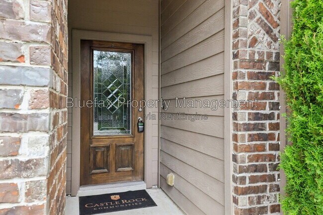 Building Photo - 1807 Golden Maple