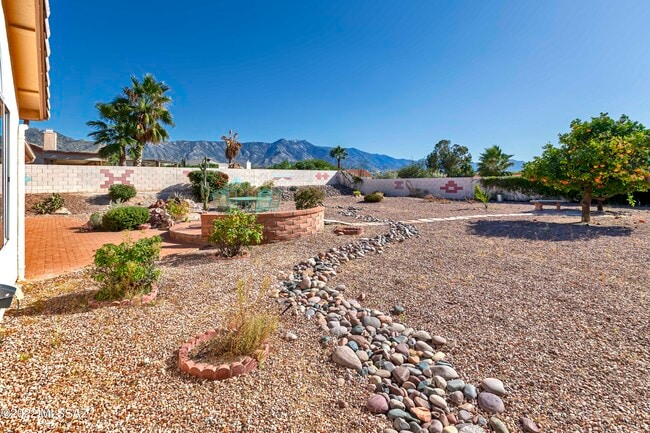 Building Photo - 65685 E Rocky Trail Dr