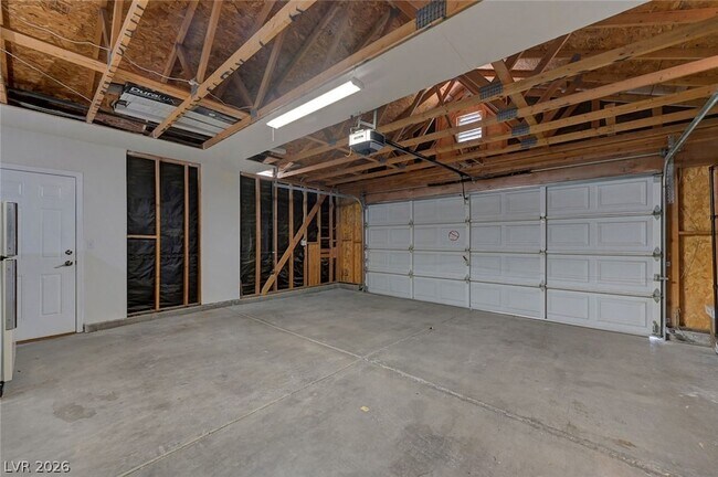 Building Photo - 8863 Haviland Rd