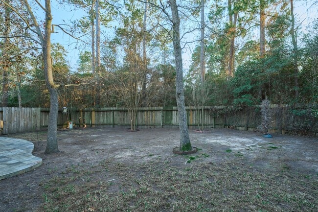 Building Photo - 87 Benedict Canyon Loop