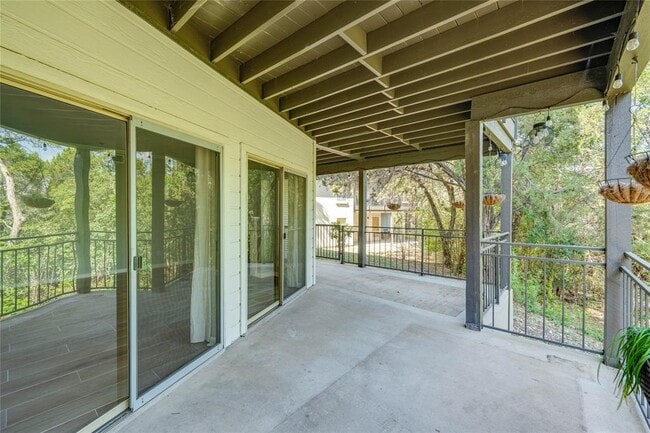 Building Photo - 6000 Shepherd Mountain Cove