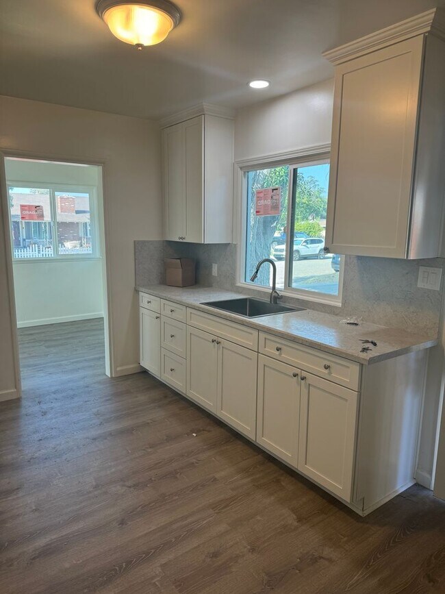 Building Photo - Charming 3-Bedroom Home in Downtown La Verne