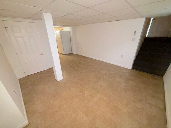 Building Photo - 156 Dupont Cir