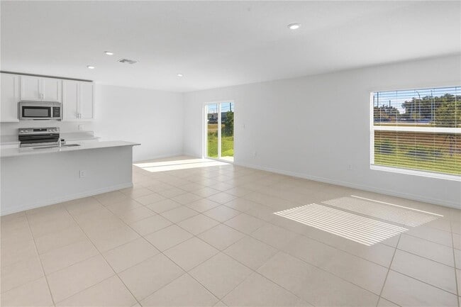 Building Photo - 2167 Lone Oak Ln