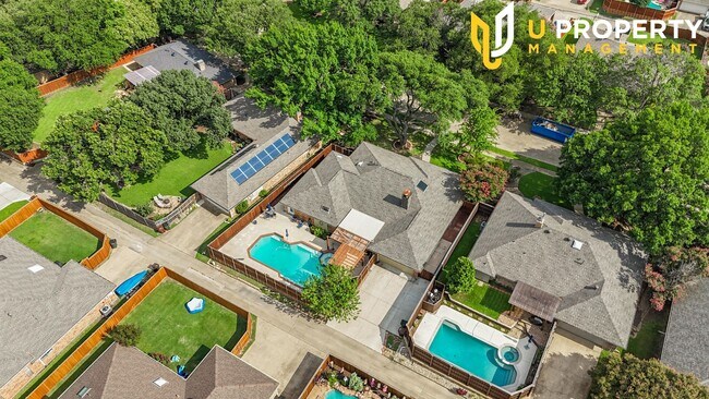 Building Photo - Great property in Plano mature community w...