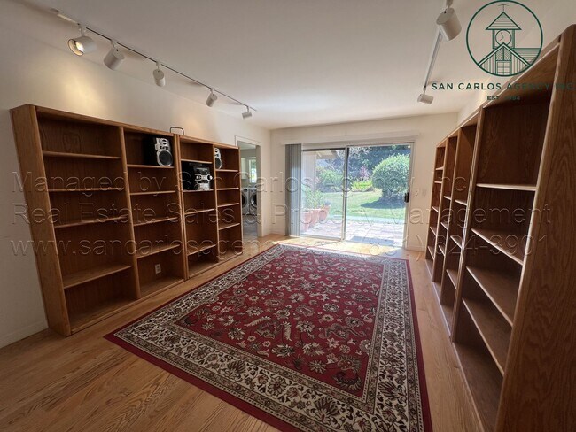 Building Photo - Ranch Style Carmel Valley Property in Desirable Robledo Neighborhood