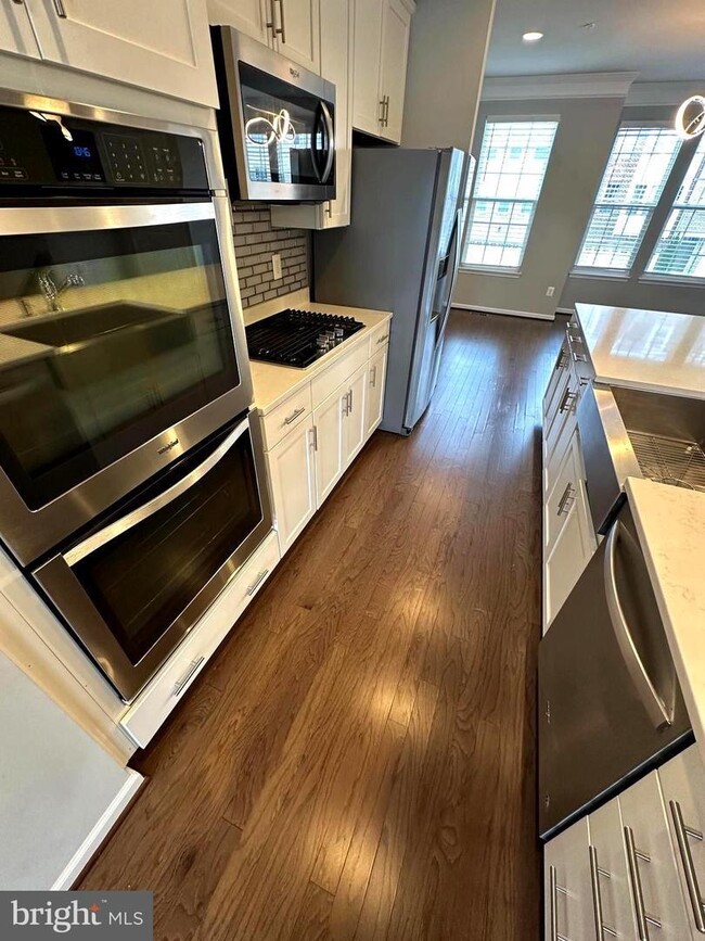 Building Photo - 4213 WOODSPRING Ln