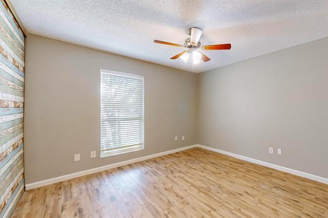 Building Photo - 800 Lee St