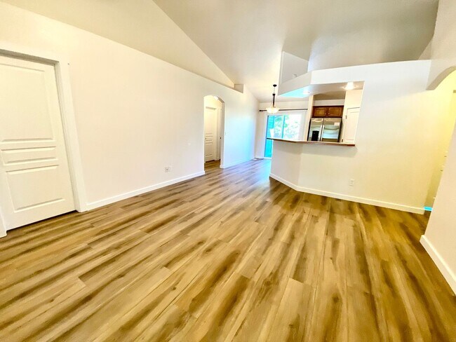 Building Photo - 4 bedroom PLUS office or 5th bedroom in NW Meridian Avail Mid August