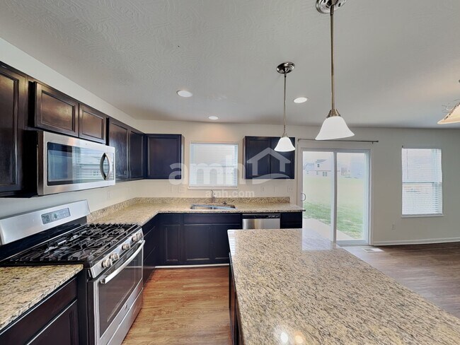 Building Photo - 122 Faulkner Dr