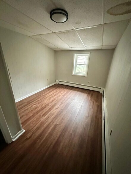 Building Photo - 420 N High St