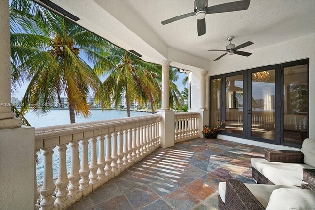 Building Photo - 3300 NE 171 St