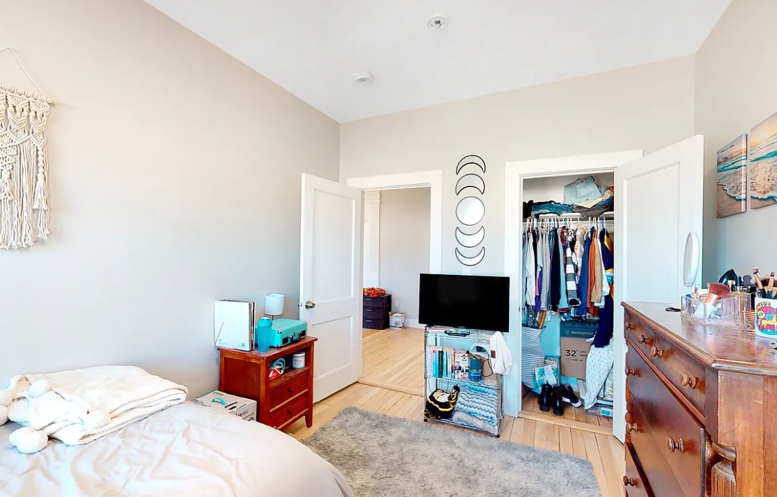 Building Photo - 1284 Commonwealth Ave