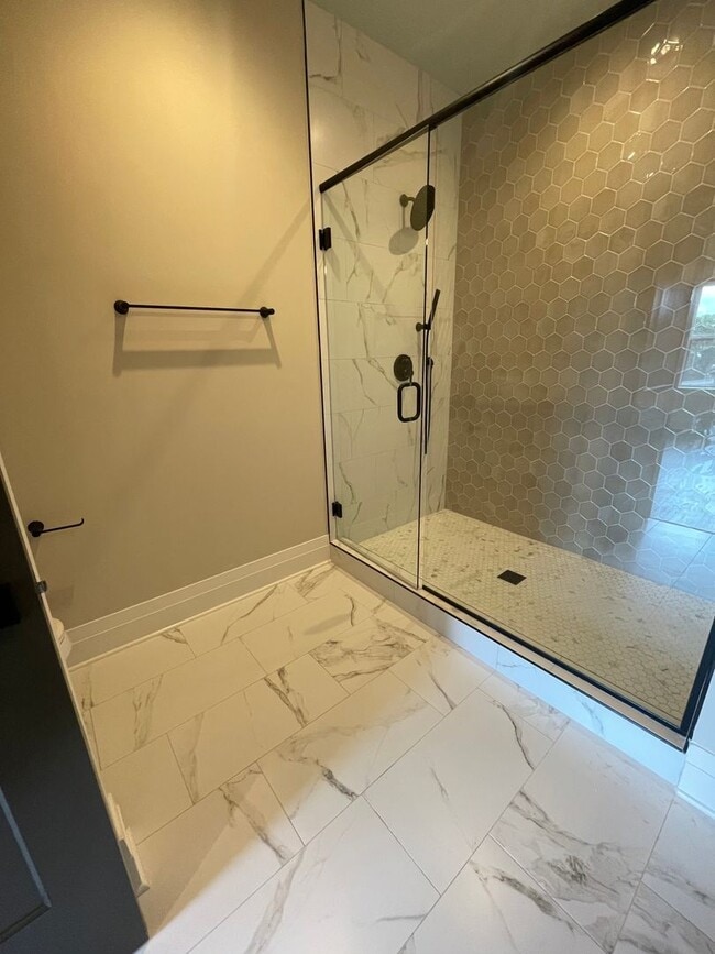 Building Photo - 1086 Noble Lp