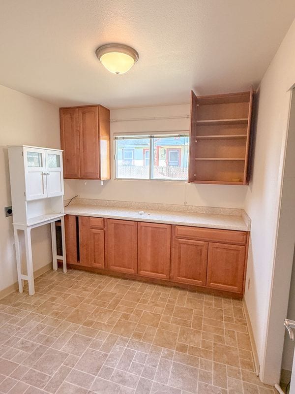 Building Photo - 615 Shasta Ave