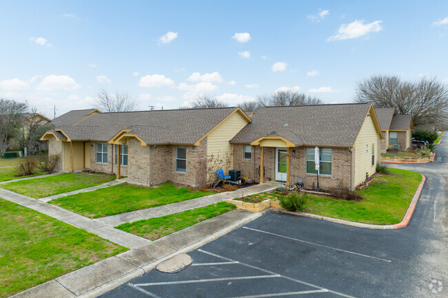 Building Photo - La Vista Retirement Community