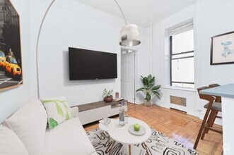 Building Photo - 1 bedroom in New York NY 10003