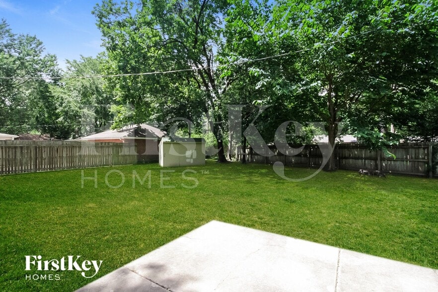 Building Photo - 4516 Leatherwood Ave