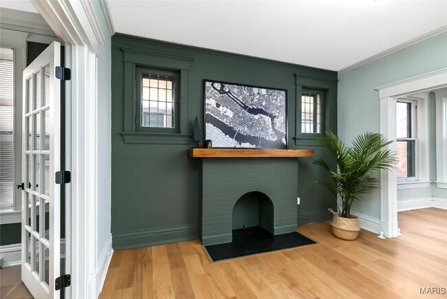 Building Photo - 4166 Russell Blvd