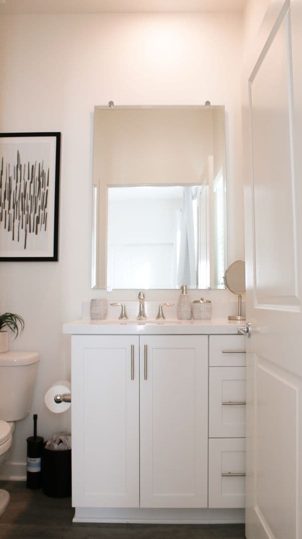 Building Photo - FOR LEASE! Stylish 1 Bedroom Casita – Modern Comfort & Natural Light!