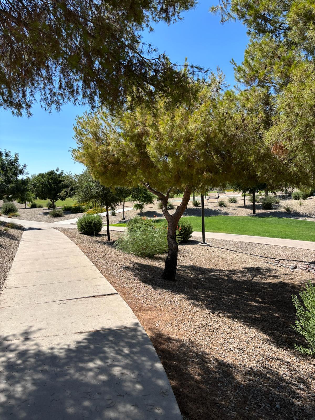 Building Photo - 3131 S Chatsworth Cir