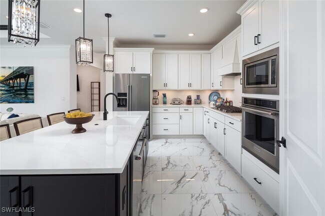 Building Photo - 6770 Pennyroyal Dr