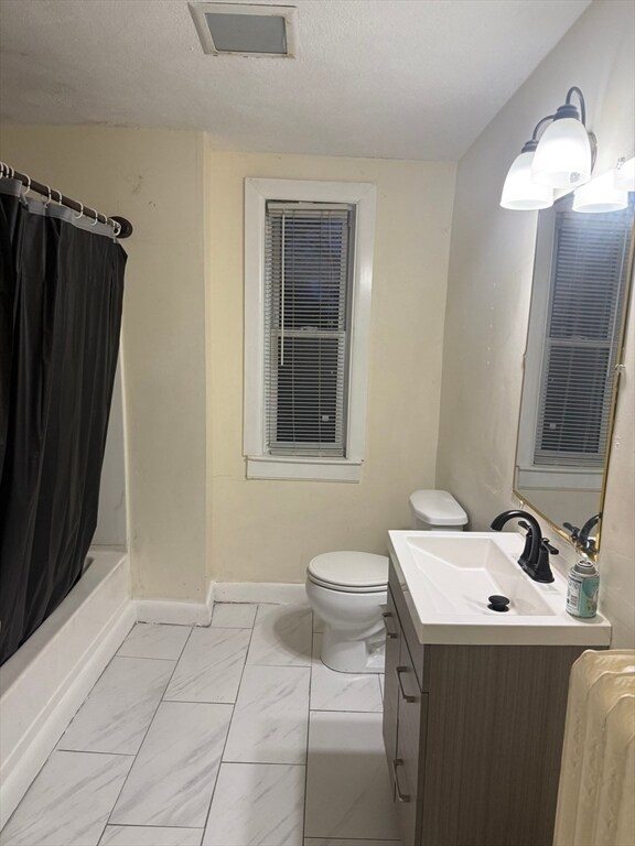 Building Photo - 23 Echo Grove Ave