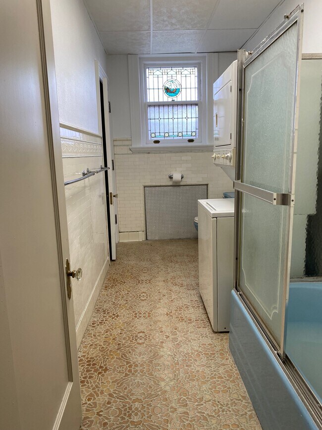 Bathroom - 45 W Diamond Ave