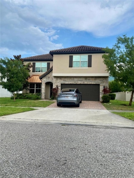Building Photo - 14847 Golden Sunburst Ave