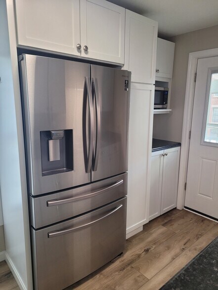 Kitchen - 53 Stage St