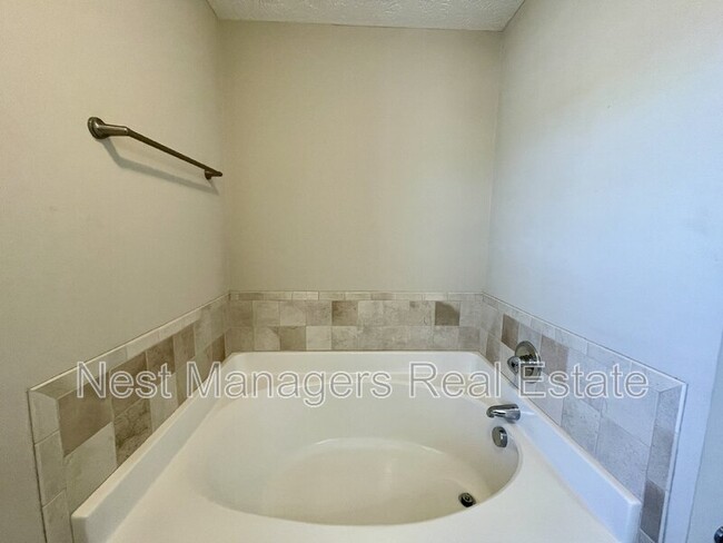 Building Photo - 4028 Quarry Hollow Drive