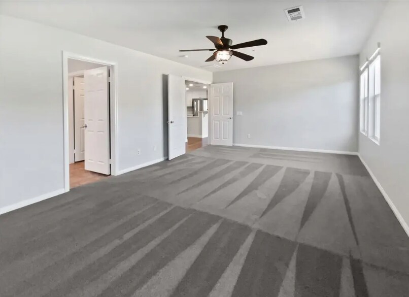 Building Photo - 31846 Victoria Pl