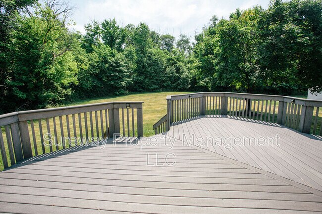 Building Photo - 24 Kathryn Ct