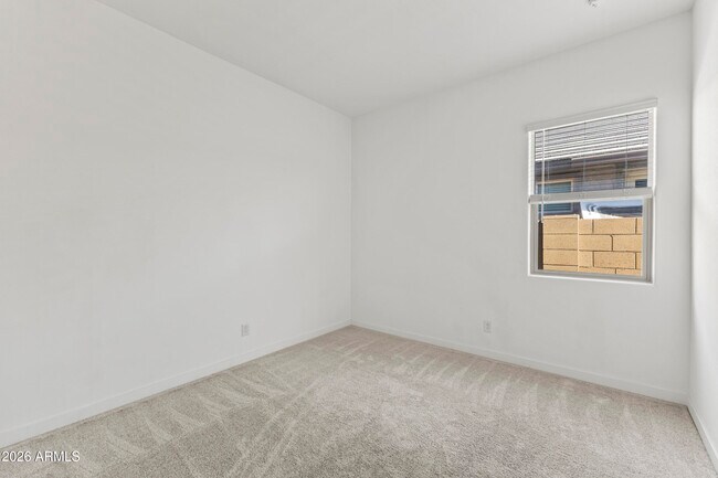 Building Photo - 9342 W Roma Ave